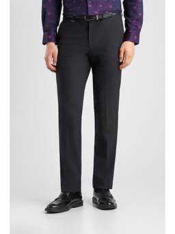 Van Heusen - Men Black Solid Slim Fit Trousers