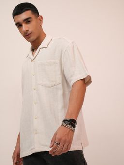 HIGHLANDER - Men Off White Cotton Blend Textured Oversized Fit Shirt