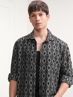 HIGHLANDER - Men Black Cotton Blend Printed Oversized Fit Shirt