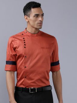 HIGHLANDER - Men Rust Cotton Solid Regular Fit Shirt
