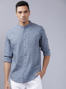 HIGHLANDER - Men Navy Blue Cotton Blend Checks Slim Fit Shirt