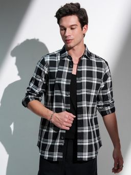 HIGHLANDER - Men Black Cotton Checks Slim Fit Shirt