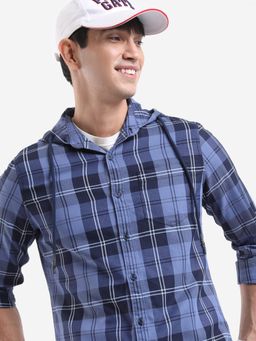 HIGHLANDER - Men Blue Cotton Blend Checks Slim Fit Shirt