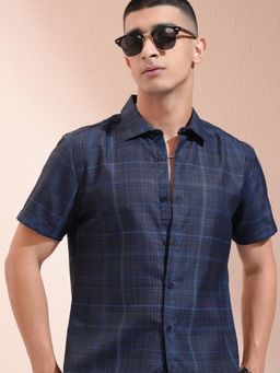 HIGHLANDER - Men Navy Blue Polyester Checks Regular Fit Shirt