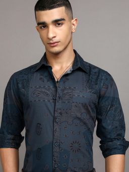HIGHLANDER - Men Blue Cotton Printed Regular Fit Shirt