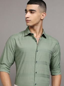 HIGHLANDER - Men Green Cotton Stripes Regular Fit Shirt