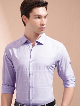 HIGHLANDER - Men Lavender Cotton Textured Regular Fit Shirt