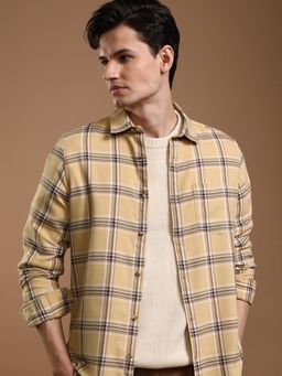 HIGHLANDER - Men Beige Cotton Checks Regular Fit Shirt