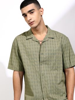 HIGHLANDER - Men Olive Cotton Self Design Relaxed Fit Shirt