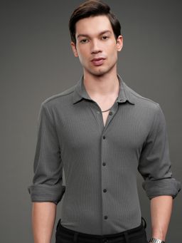 HIGHLANDER - Men Grey Polyester Blend Self Design Slim Fit Formal Shirt