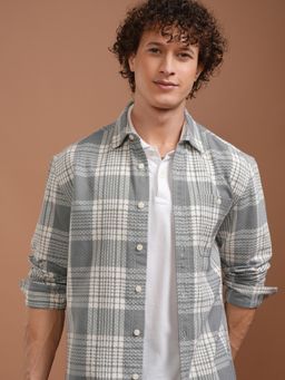 HIGHLANDER - Men Grey Cotton Blend Checks Relaxed Fit Shirt