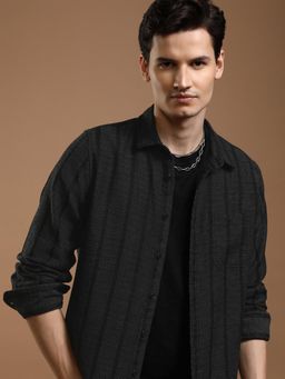 HIGHLANDER - Men Black Cotton Blend Stripes Slim Fit Shirt