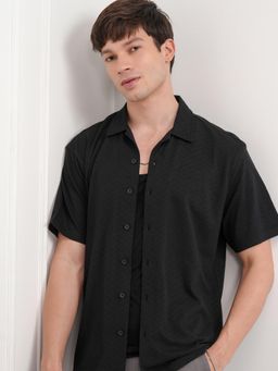 HIGHLANDER - Men Black Cotton Blend Textured Relaxed Fit Shirt
