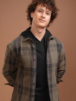 HIGHLANDER - Men Khaki Cotton Checks Relaxed Fit Shirt