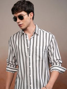 HIGHLANDER - Men White Cotton Blend Stripes Relaxed Fit Shirt