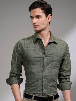 HIGHLANDER - Men Olive Cotton Self Design Slim Fit Shirt