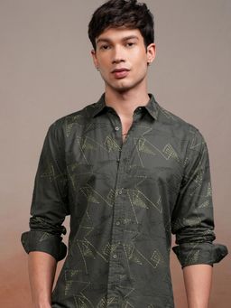 HIGHLANDER - Men Olive Cotton Embroidered Slim Fit Shirt