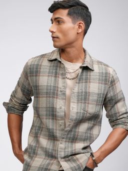HIGHLANDER - Men Beige Cotton Blend Checks Slim Fit Shirt