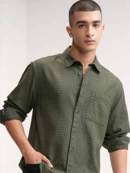 HIGHLANDER - Men Green Cotton Textured Relaxed Fit Shirt