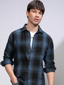 HIGHLANDER - Men Blue Cotton Checks Slim Fit Shirt
