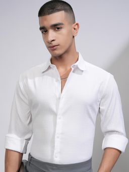 HIGHLANDER - Men White Polyester Blend Textured Slim Fit Formal Shirt