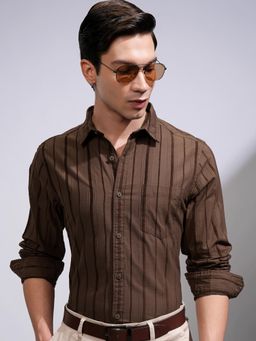 HIGHLANDER - Men Brown Cotton Stripes Slim Fit Shirt