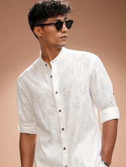 HIGHLANDER - Men White Cotton Self Design Relaxed Fit Shirt