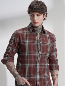 HIGHLANDER - Men Rust Cotton Blend Checks Slim Fit Shirt