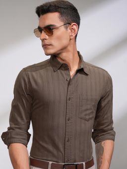 HIGHLANDER - Men Brown Cotton Stripes Slim Fit Formal Shirt