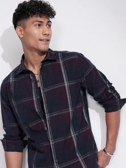 HIGHLANDER - Men Navy Blue Cotton Blend Checks Slim Fit Shirt