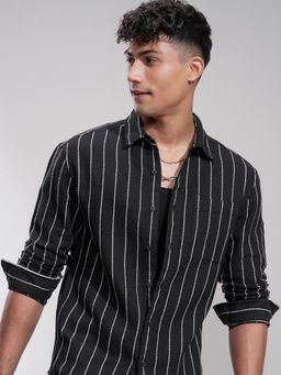 HIGHLANDER - Men Black Cotton Blend Stripes Slim Fit Shirt