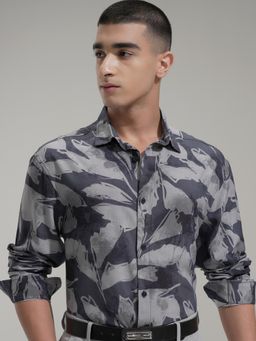 HIGHLANDER - Men Navy Blue Viscose Abstract Relaxed Fit Shirt