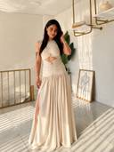 Beige color option, Currently selected