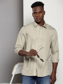 Calvin Klein - Men Beige Viscose Solid Slim Fit Shirt