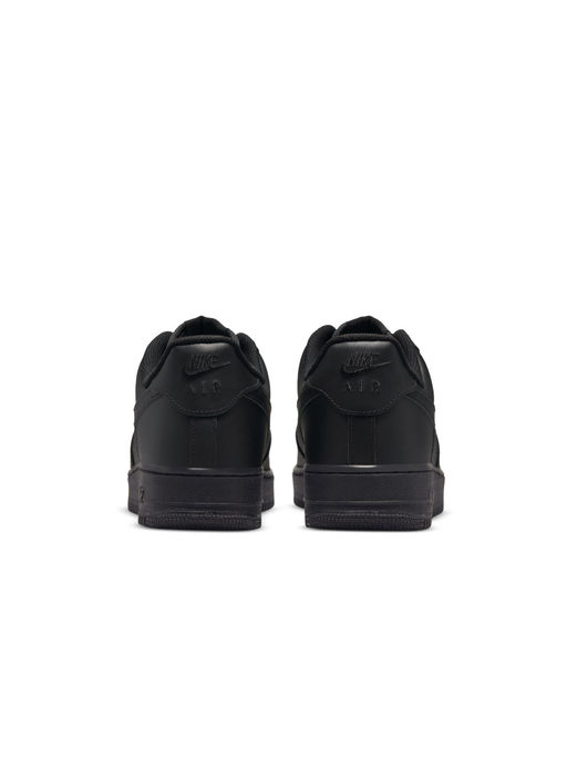 Buy Nike Men Air Force '07 NSW BASKETBALL Online Footlocker India