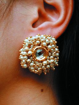 BeAbhika - A Pearly Delight Earrings