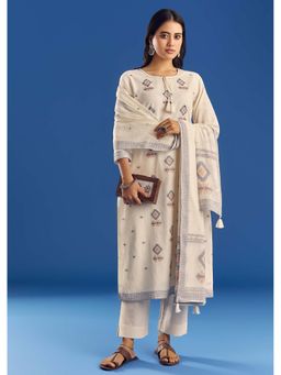 KALKI FASHION - Ivory Mul Kurta with Pant and Dupatta (Set of 3)