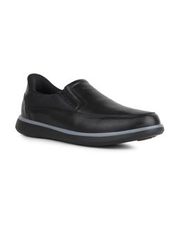 Bata Comfit - Men Casual Slip-On Black Sneakers