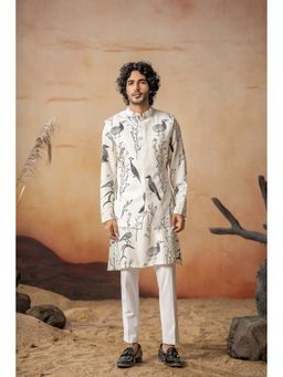 HILO DESIGN - White Avian Nehru Jacket with Kurta and Pant