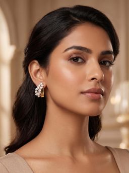 Nuyug - Pear shaped diamond hoop earrings