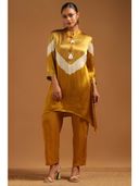 Mustard color option, Currently selected