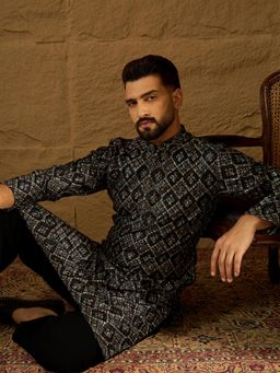 ETHNIC BAY - Men Black Viscose Rayon Printed Straight Kurta with Pyjama