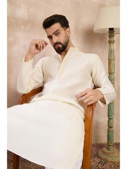 ETHNIC BAY - Men Silk Blend Off White Self Design Kurta with Pyjama