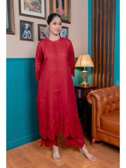 SIARA WOMEN - Red Linen Embroidered Kurta and Pant