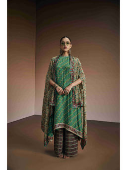 THE ROYALEUM ATELIER - Emerald Green Kurta With Sharara And Shrug