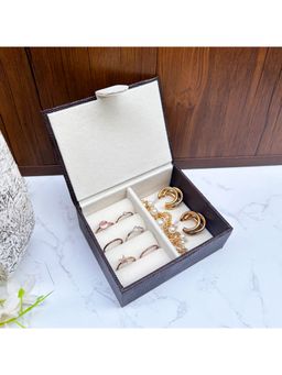 La Trove - Portable Ring Plus Plain Storage Box Organizer