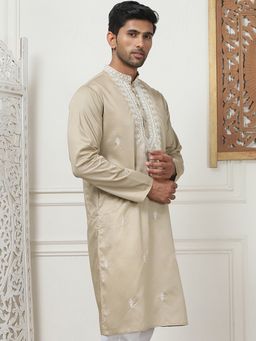 Jompers - Men Beige Silk Blend Embroidered Straight Kurta