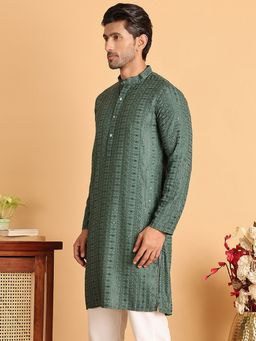 Jompers - Men Green Viscose Rayon Embroidered Straight Kurta