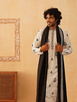 Jompers - Men White Embroidered Silk Blend Kurta with Contrast Dupatta