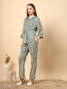 Gipsy - Chic Green Top Trousers with Printed Fabric Shine (Set of 2)